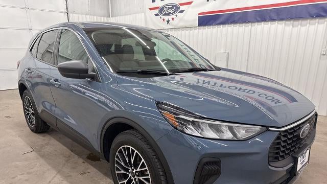 2023 Ford Escape Hybrid Active