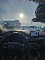 2023 Escape Hybrid Thumbnail 2