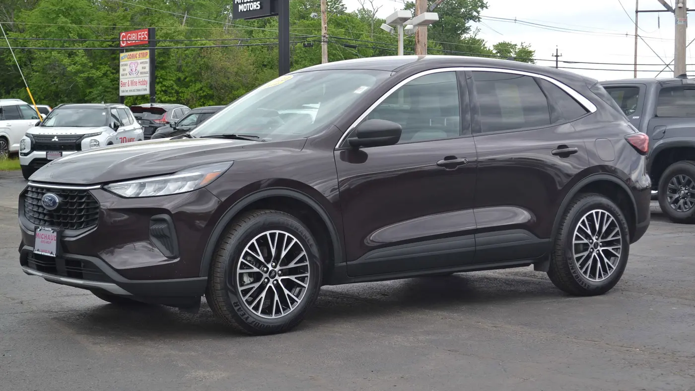 Preowned 2023 Ford Escape Hybrid Active for Sale