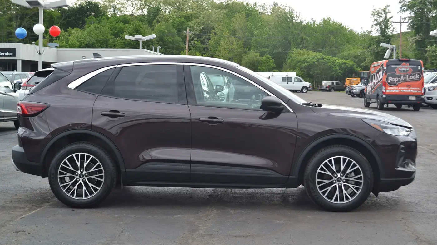 2023 Ford Escape Hybrid Active