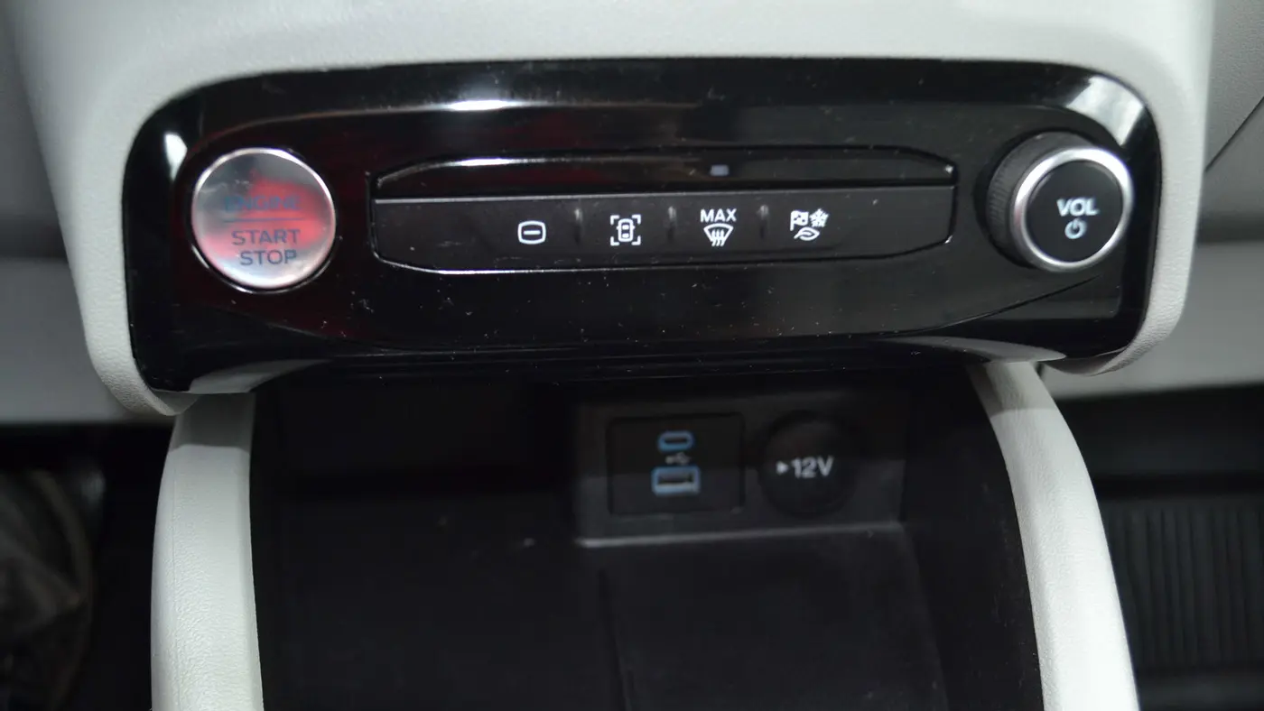 2023 Ford Escape Hybrid Active