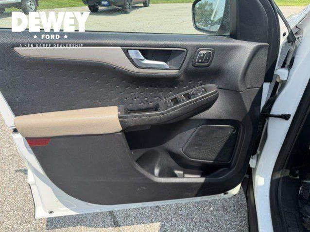 2020 Ford Escape - $10,545