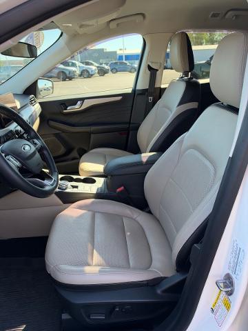 2022 Ford Escape - $20,300