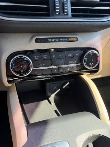 2022 Ford Escape - $20,300