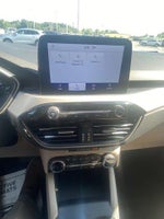 2022 Escape Thumbnail 16