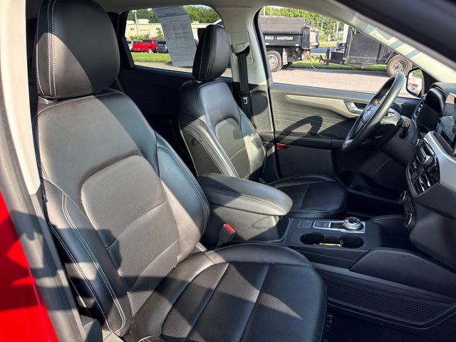 2022 Ford Escape - $23,588