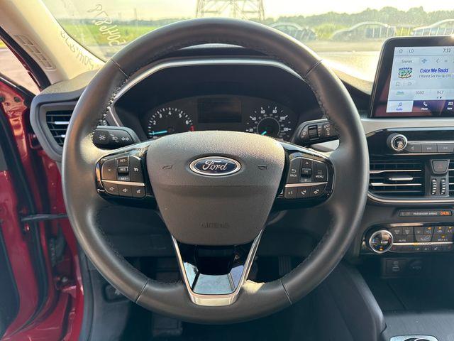 2022 Ford Escape - $23,588