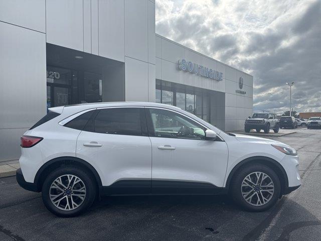 2022 Ford Escape - $23,256