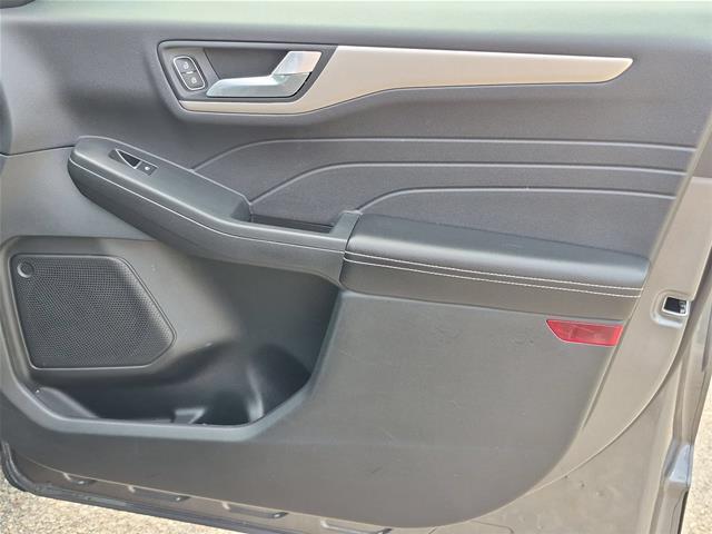 2021 Ford Escape - $19,295