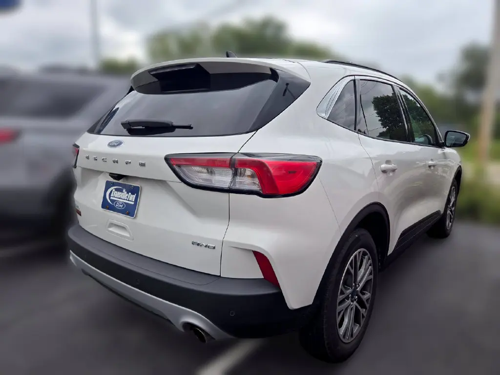 2022 Ford Escape - $21,497