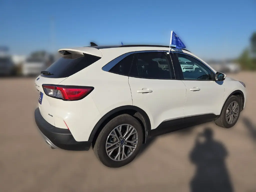 2022 Ford Escape - $21,497