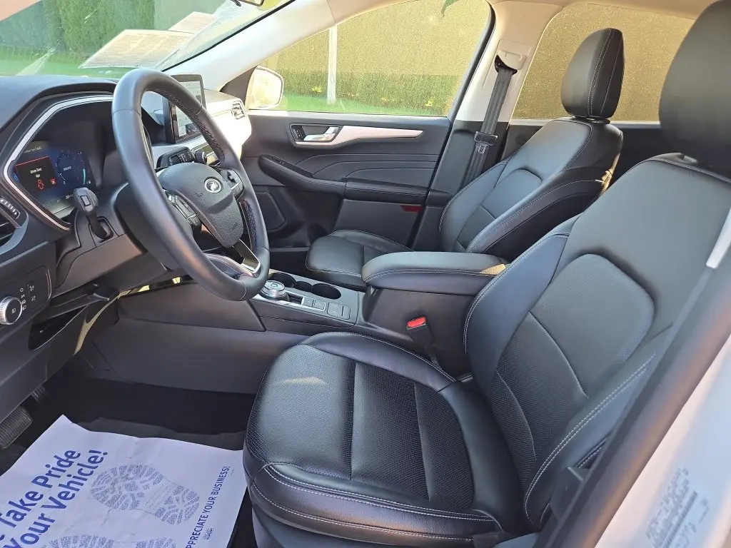 2022 Ford Escape - $21,497