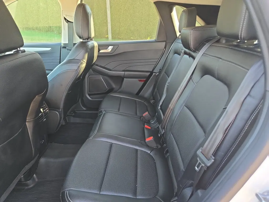 2022 Ford Escape - $21,497