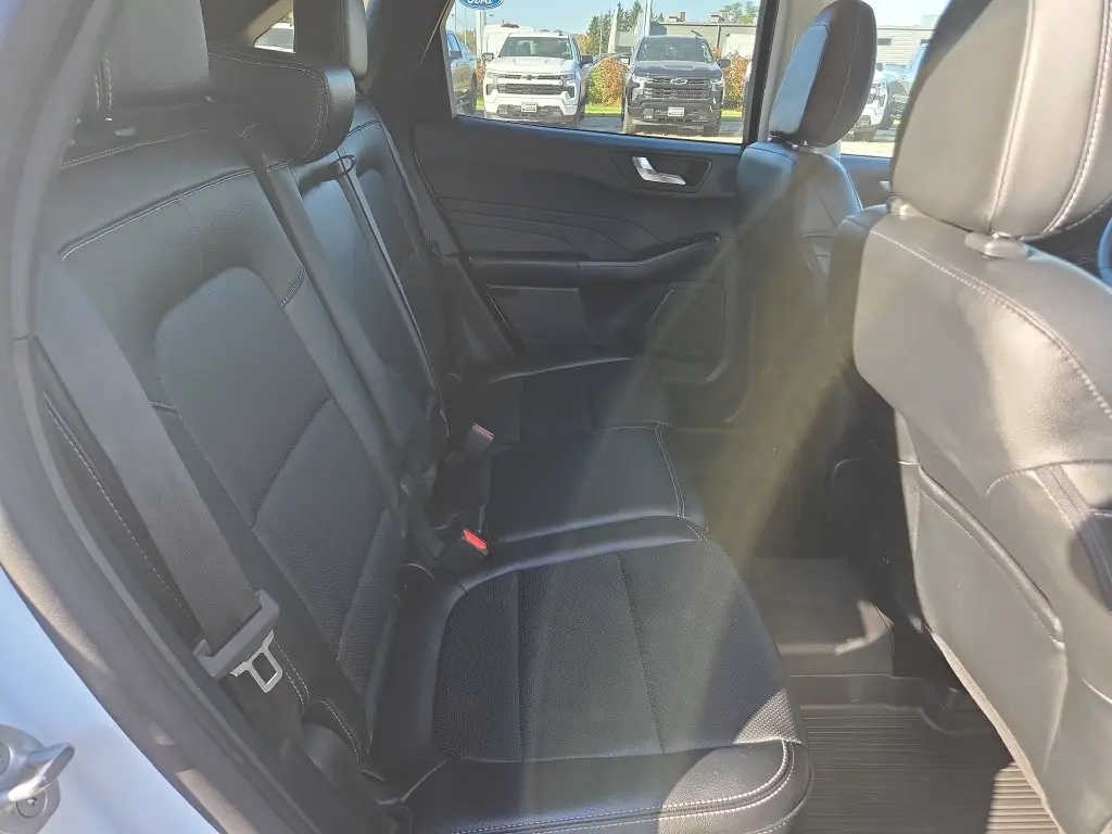 2022 Ford Escape - $21,497