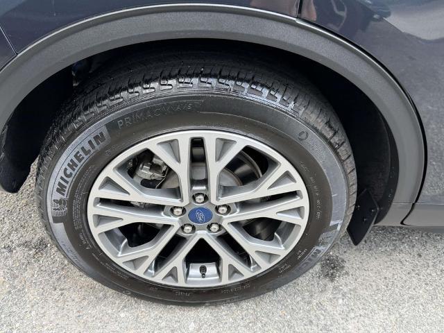 2022 Ford Escape - $22,990