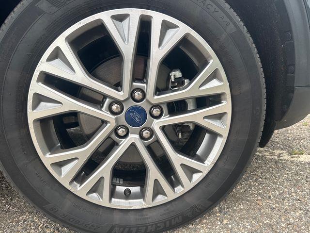 2022 Ford Escape - $20,795