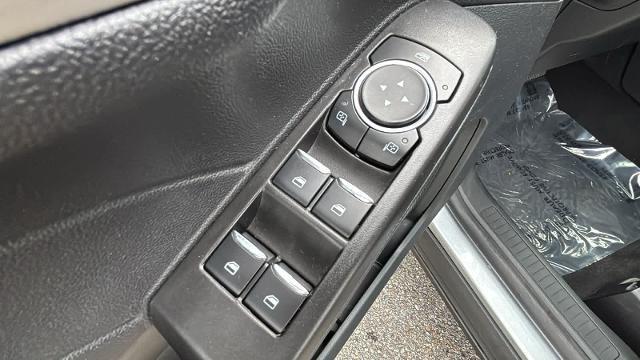 2021 Ford Escape - $22,500