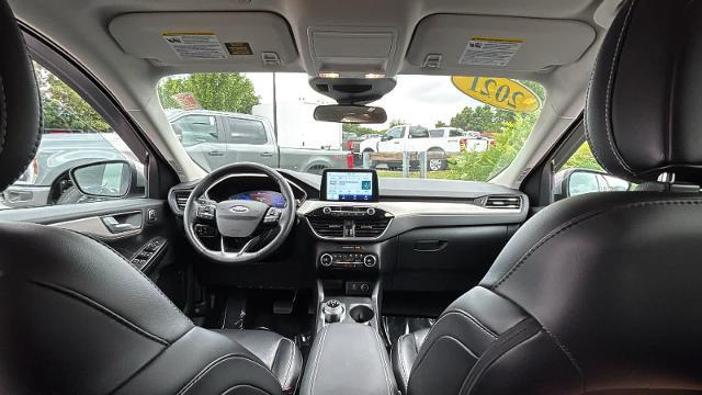 2021 Ford Escape - $22,500