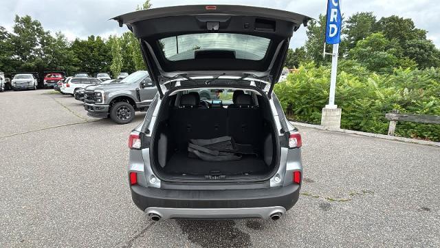 2021 Ford Escape - $22,500