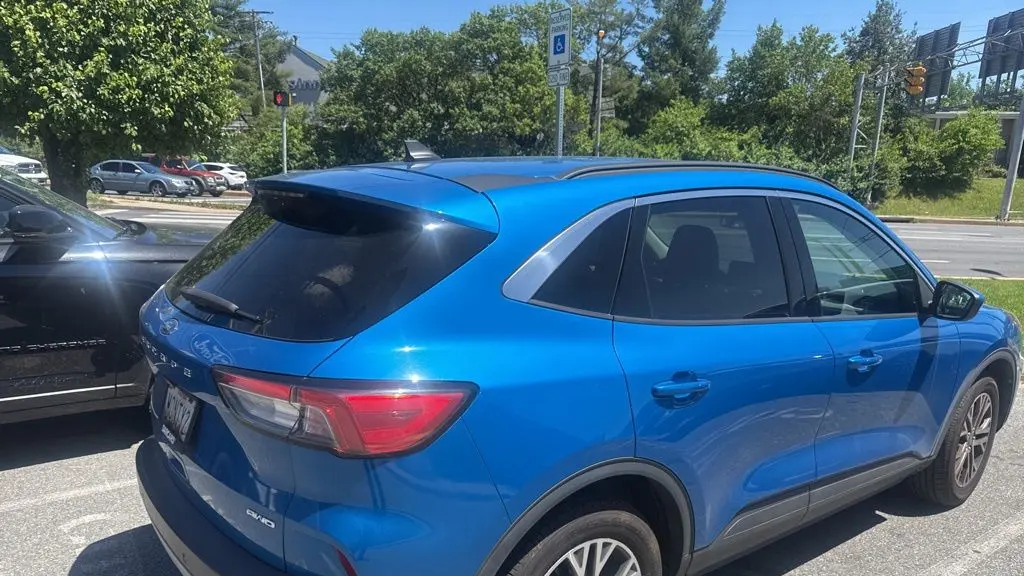 2021 Ford Escape SEL