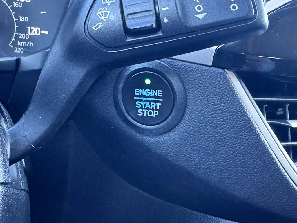 2022 Ford Escape - $17,000