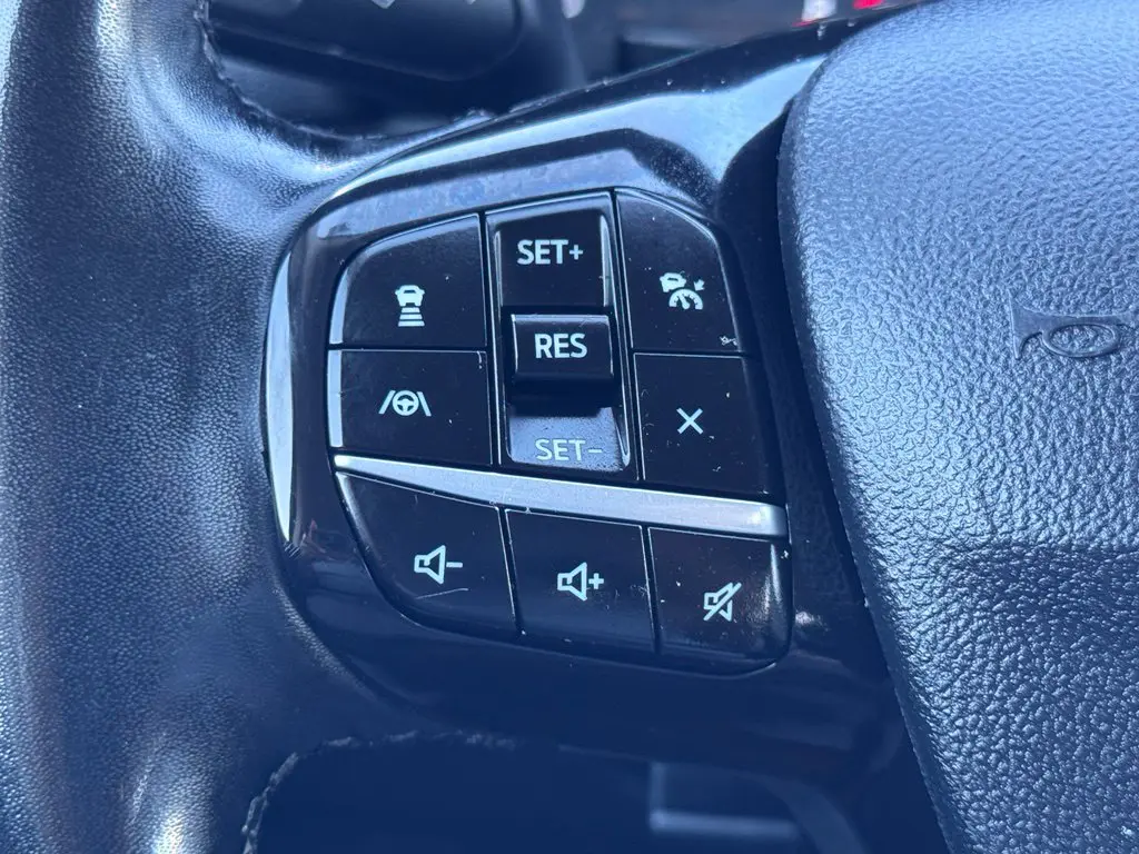 2022 Ford Escape - $17,000
