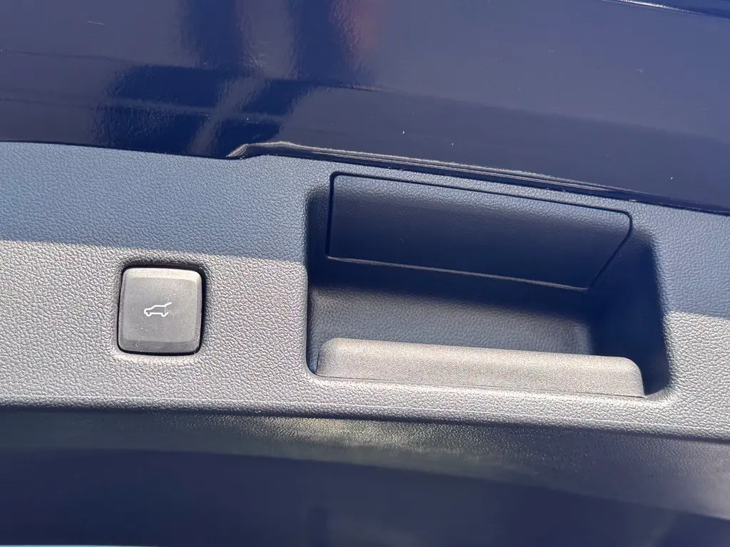 2022 Ford Escape - $17,000