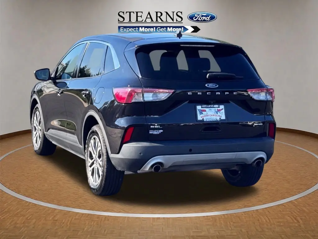 2022 Ford Escape - $17,000