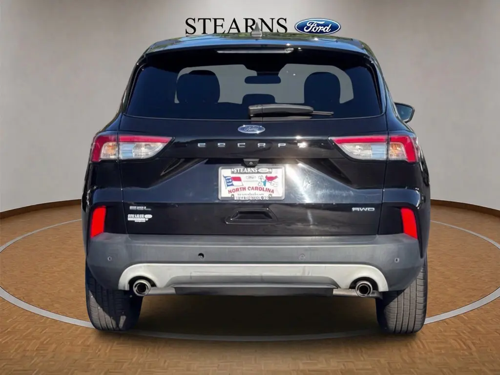 2022 Ford Escape - $17,000