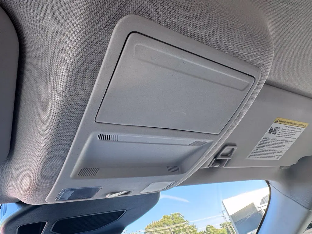 2022 Ford Escape - $17,000