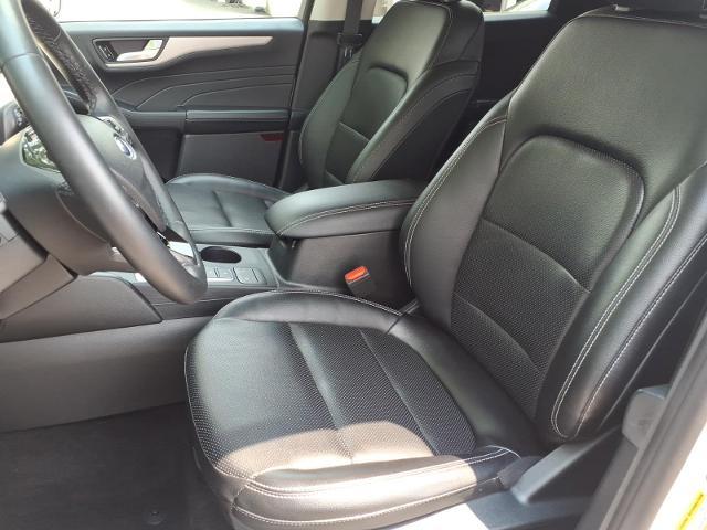 2022 Ford Escape - $21,987