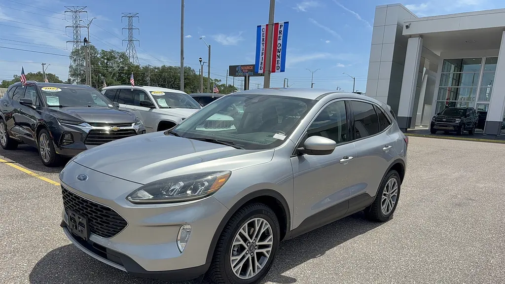 2022 Ford Escape SEL