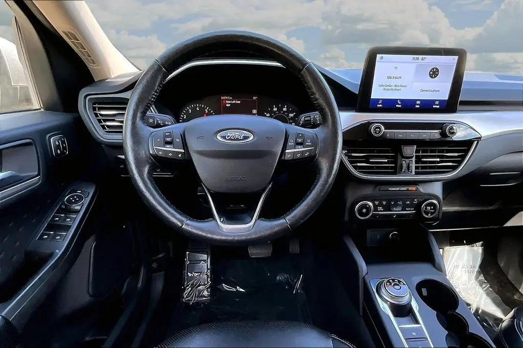 2020 Ford Escape - $17,500