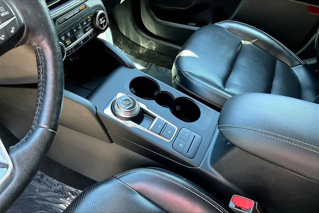 2020 Ford Escape - $17,500