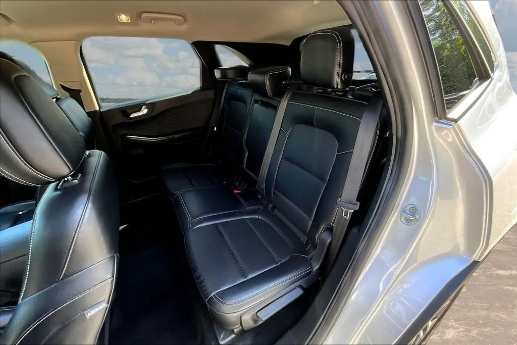 2020 Ford Escape - $17,500