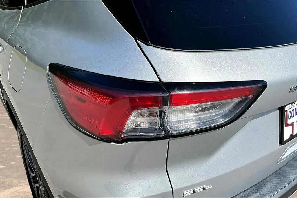 2020 Ford Escape - $17,500