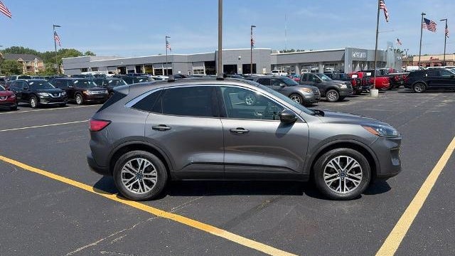2021 Ford Escape SEL