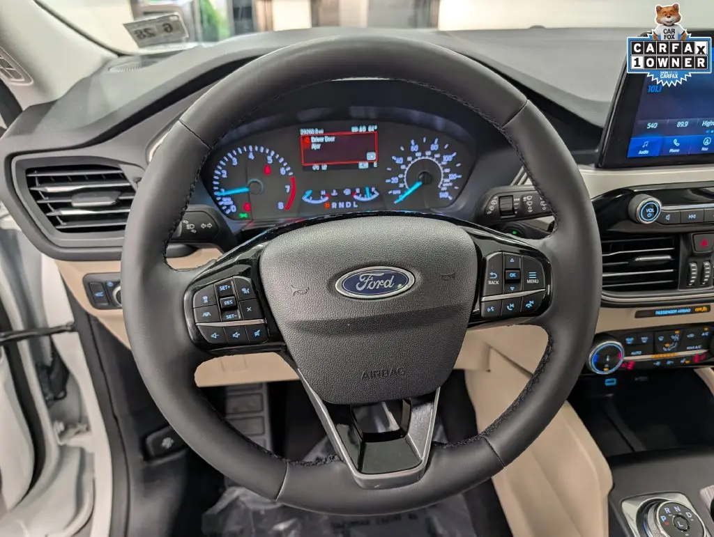 2022 Ford Escape - $23,900