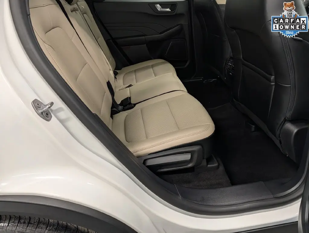 2022 Ford Escape - $23,900