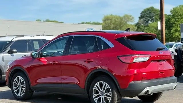 2022 Ford Escape SEL