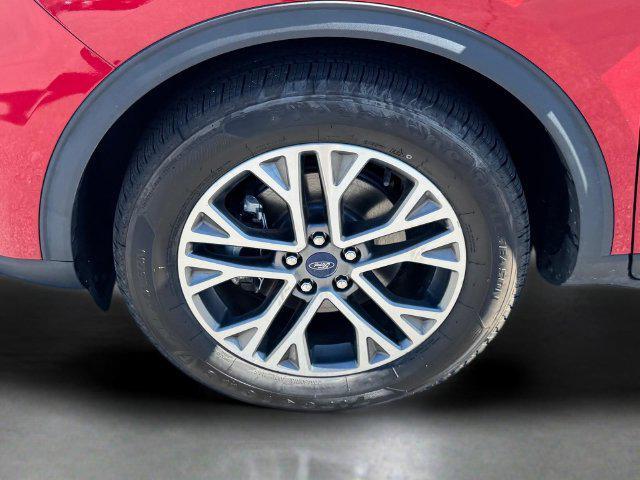 2020 Ford Escape - $12,990
