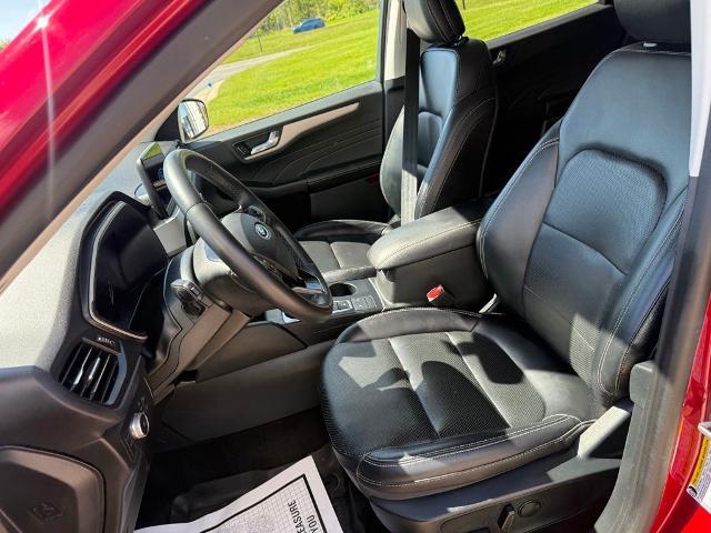 2021 Ford Escape - $20,500