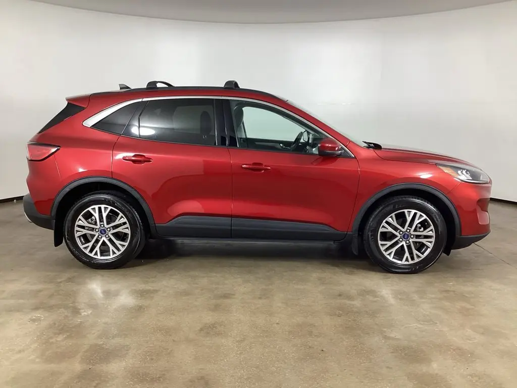 2022 Ford Escape - $20,464