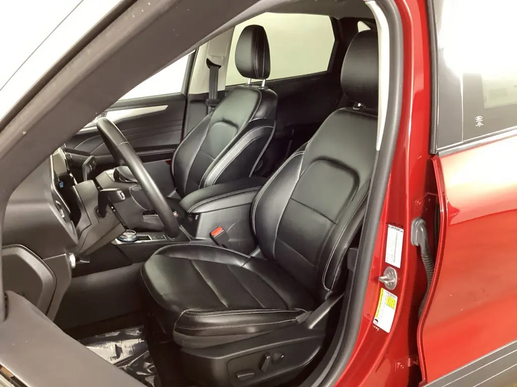 2022 Ford Escape - $20,464