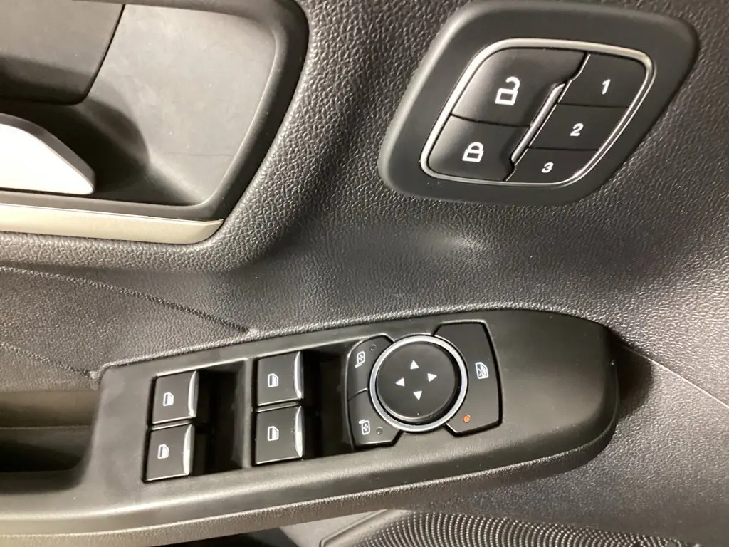 2022 Ford Escape - $20,464