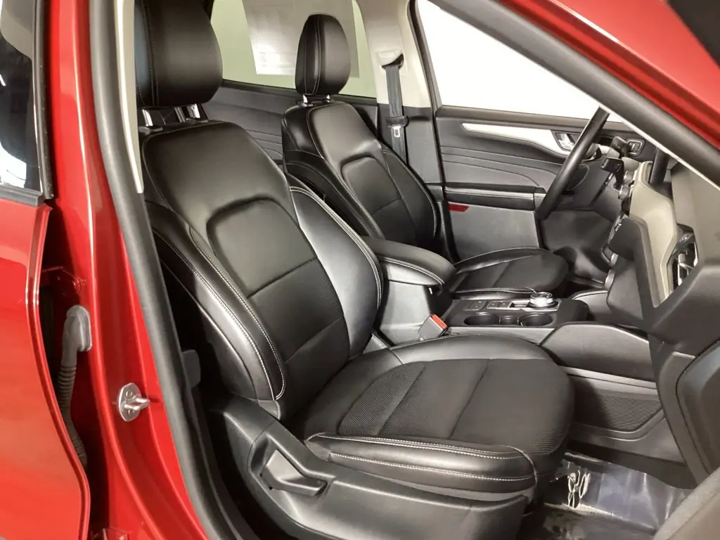 2022 Ford Escape - $20,464