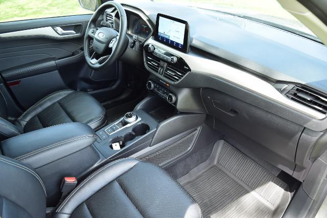2022 Ford Escape - $21,990