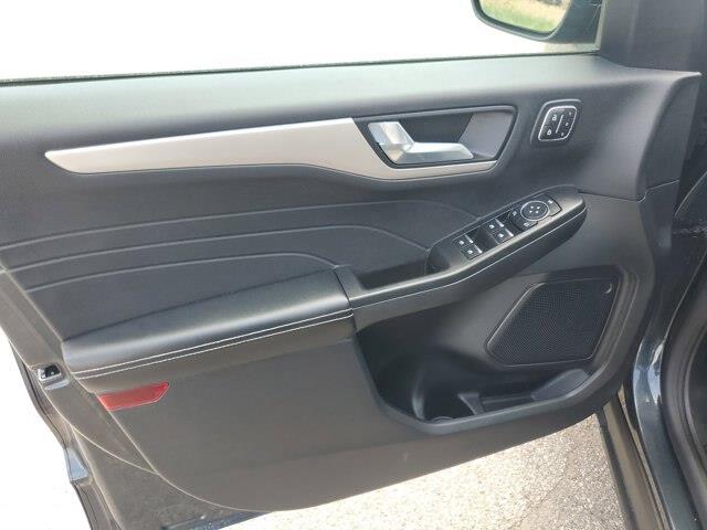 2022 Ford Escape - $23,995