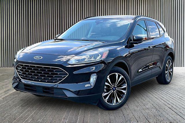 2022 Ford Escape - $20,000