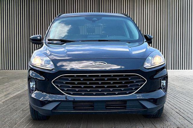 2022 Ford Escape - $20,000